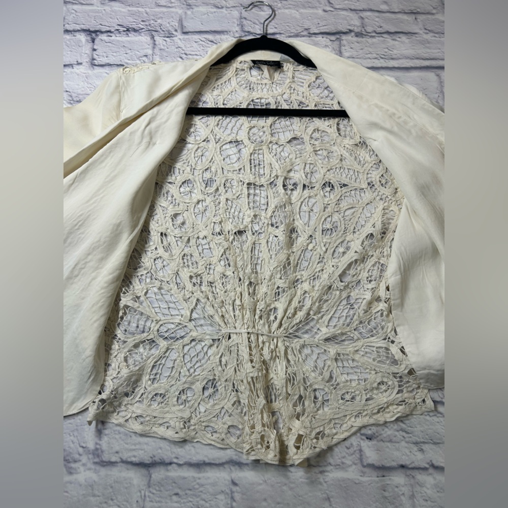 Vintage 90’s Wild Rose Cream Jacket with Lace Detail on the Back. Coquette. - Picture 8 of 11